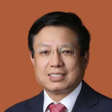 Ông Hồ Sỹ Hùng